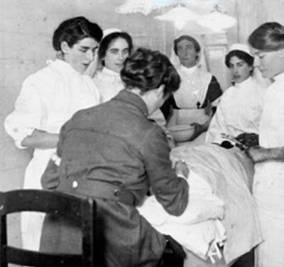 Female doctors in WWI